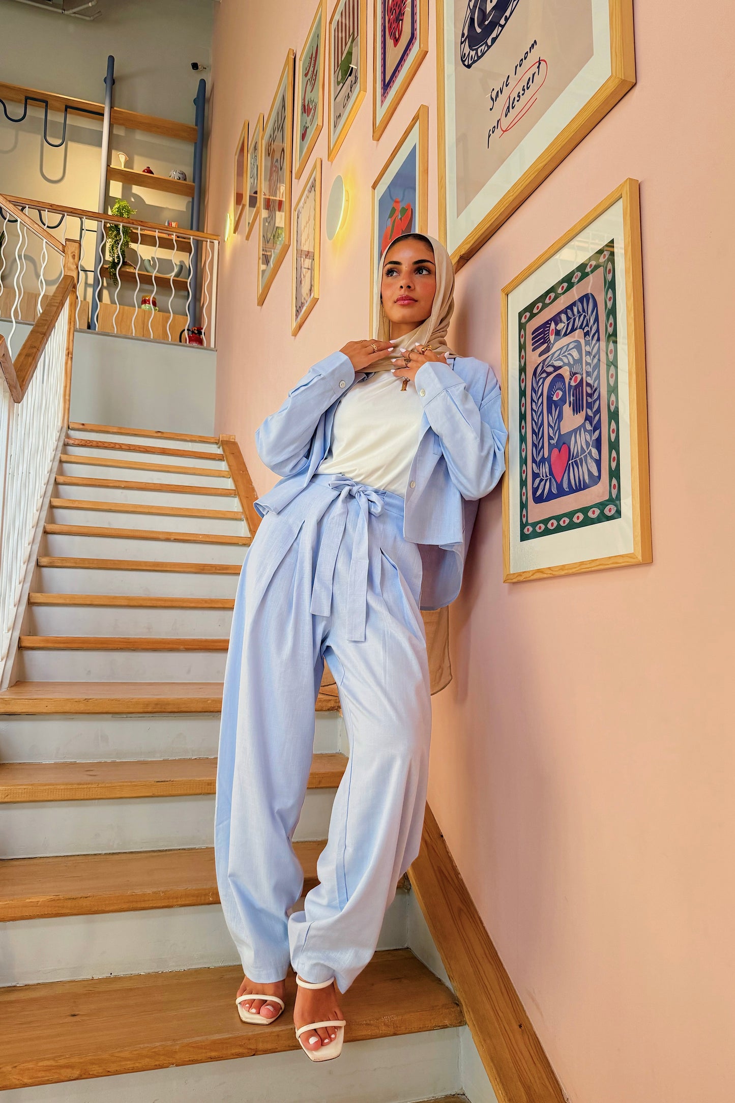 Mia set in Sky blue