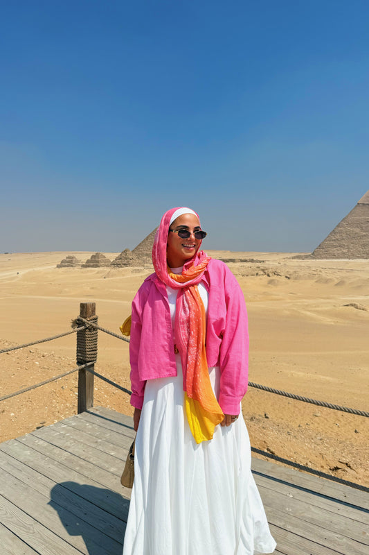 Mia cropped shirt in Bubble gum pink