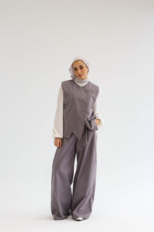 Thea vest set in Grey